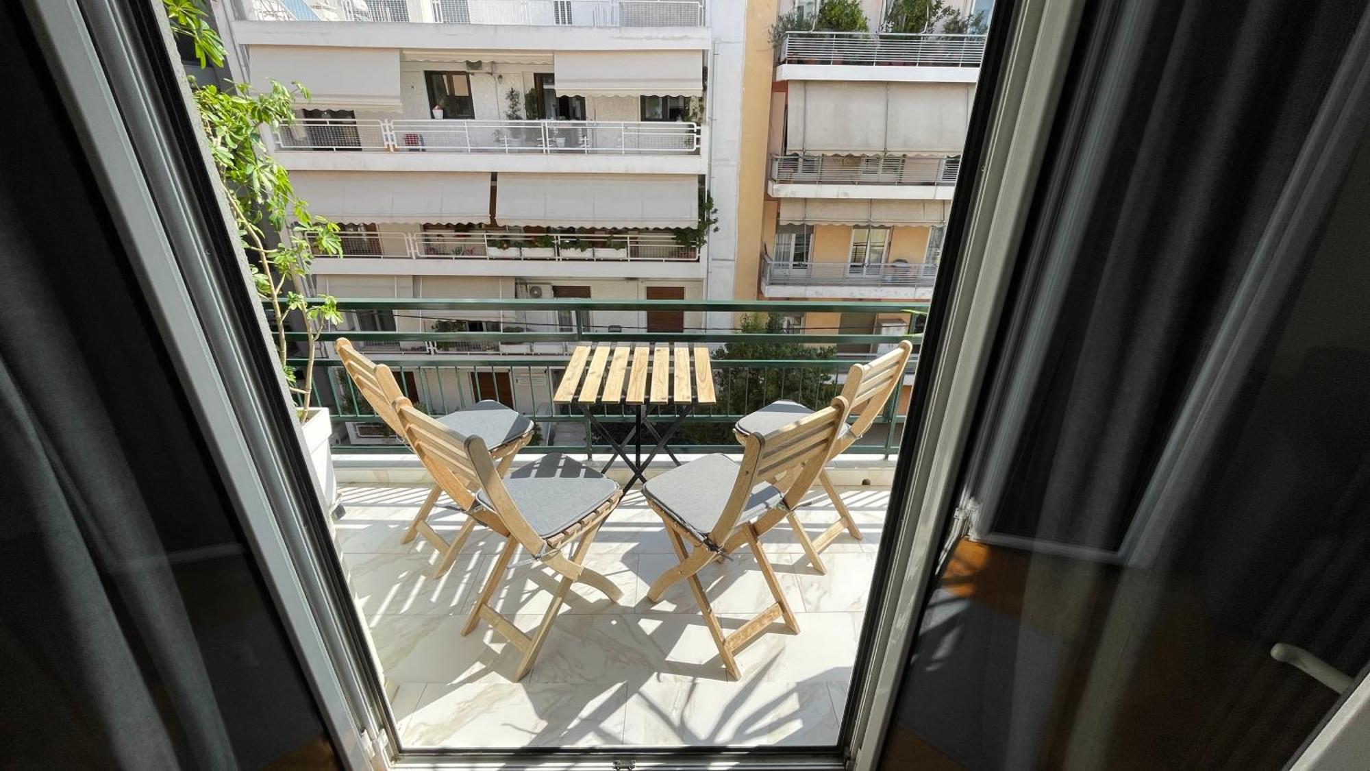 4 Newly Renovated Charming Apartments Steps From Panormou Metro Station Atenas Exterior foto