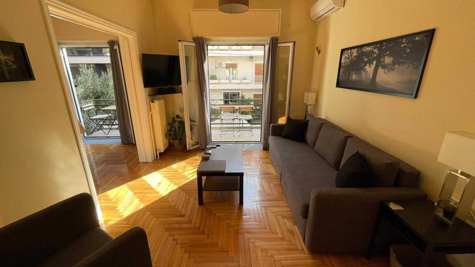 4 Newly Renovated Charming Apartments Steps From Panormou Metro Station Atenas Habitación foto