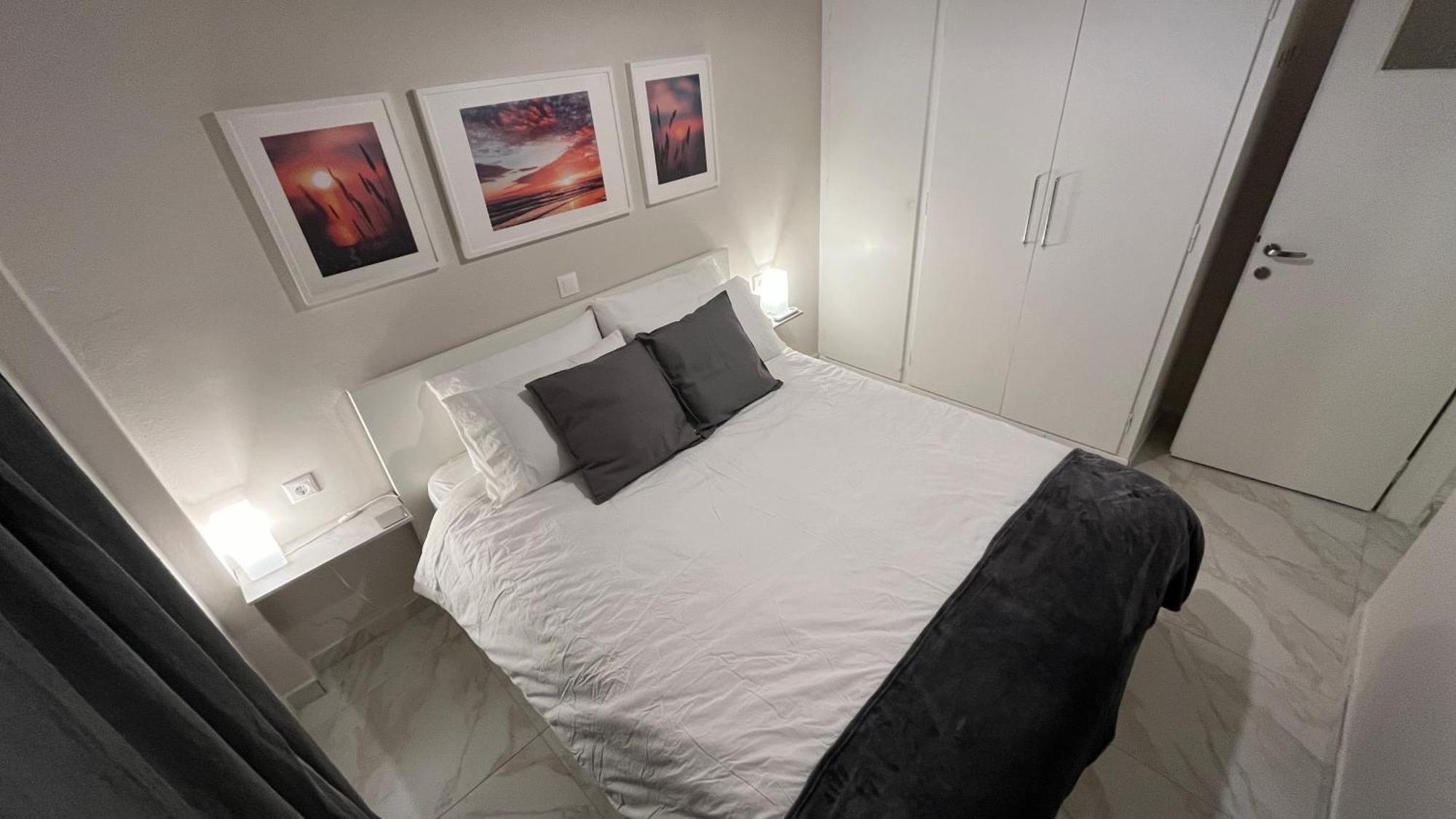 4 Newly Renovated Charming Apartments Steps From Panormou Metro Station Atenas Habitación foto