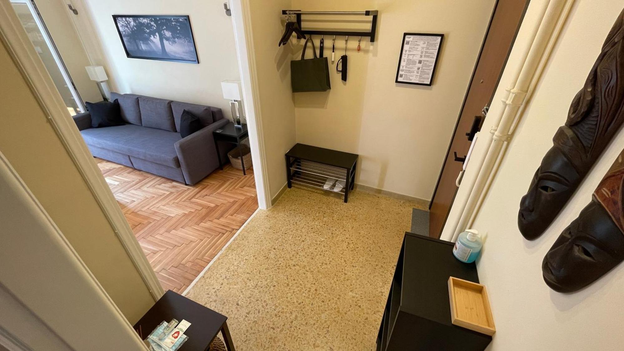 4 Newly Renovated Charming Apartments Steps From Panormou Metro Station Atenas Habitación foto