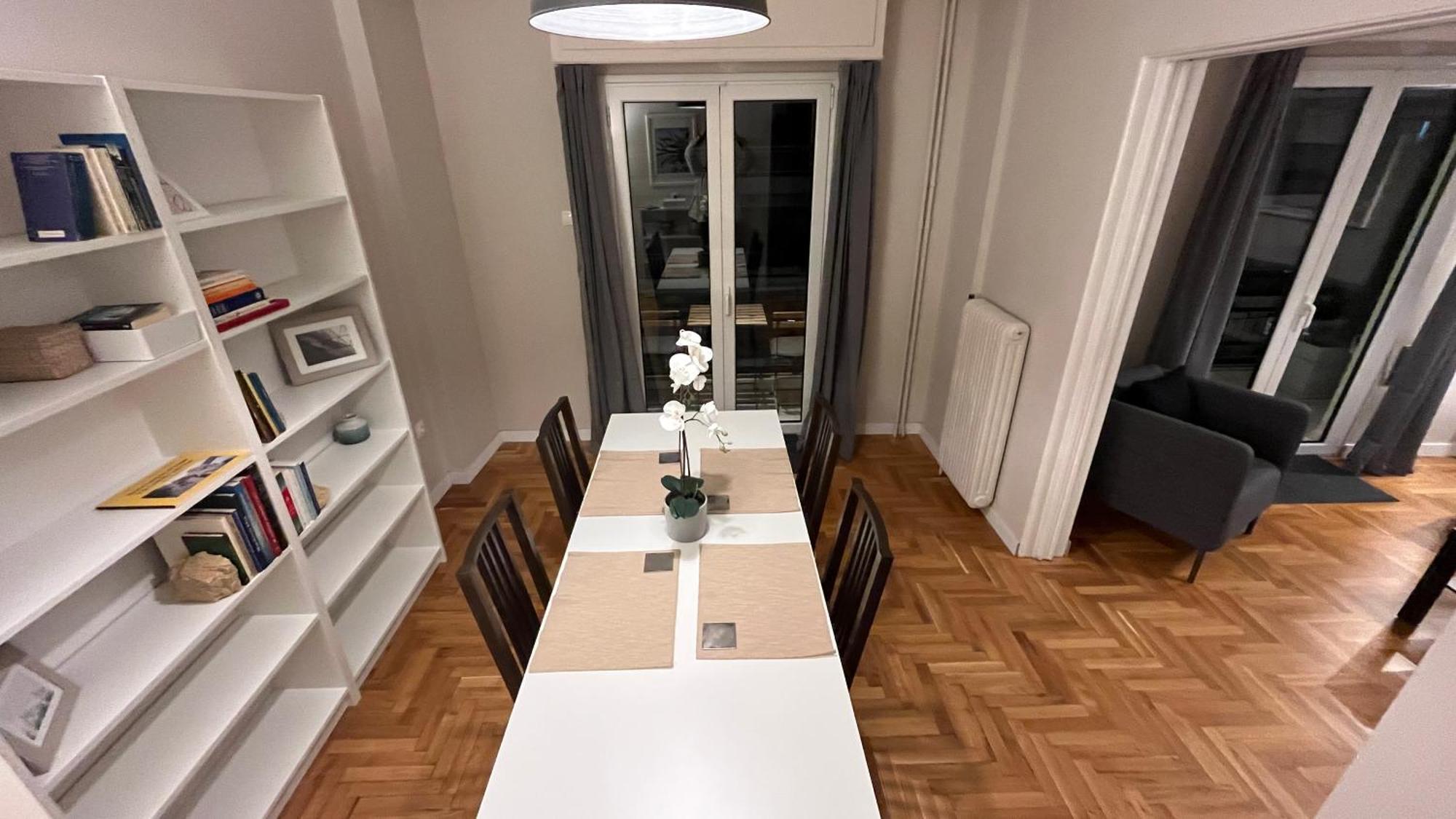 4 Newly Renovated Charming Apartments Steps From Panormou Metro Station Atenas Habitación foto